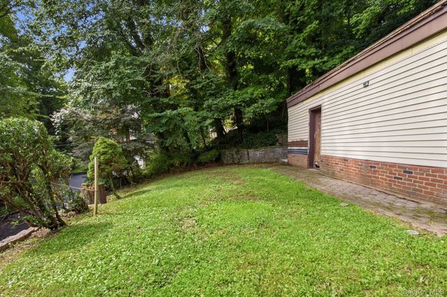 25 Chatham Terrace, Yonkers, NY 10710
