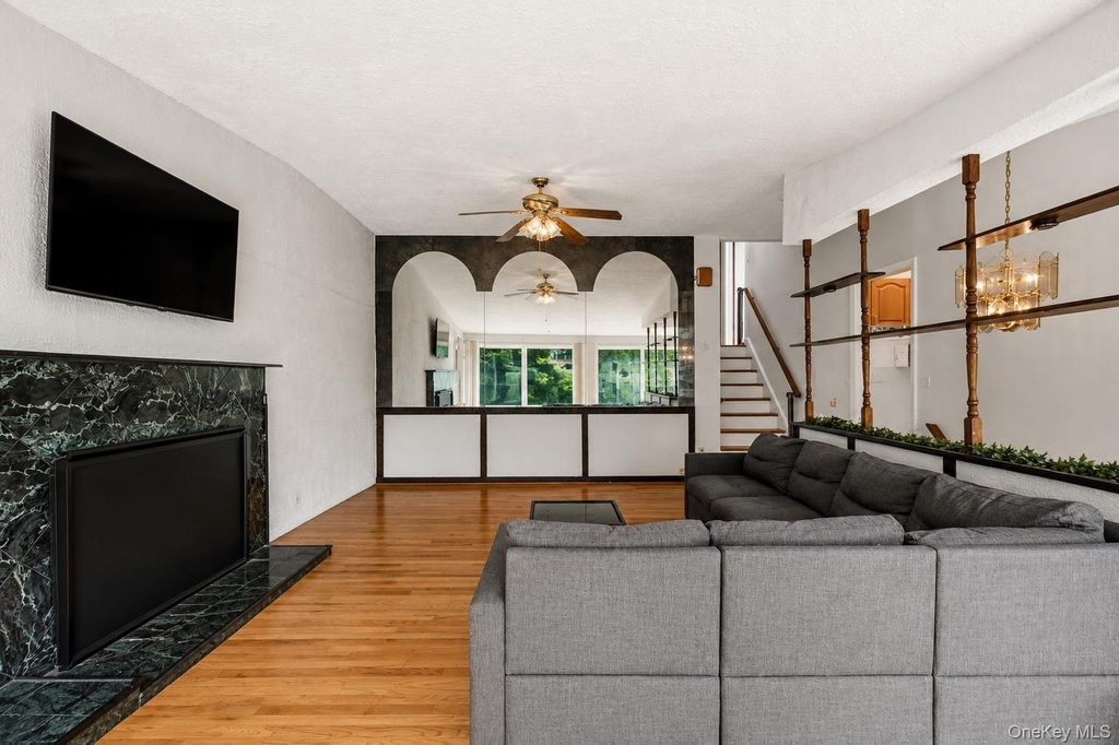 25 Chatham Terrace, Yonkers, NY 10710 — photo 5