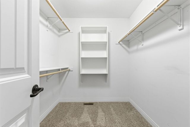 5008 BROOKTHORN CT, Columbia, MO 65203