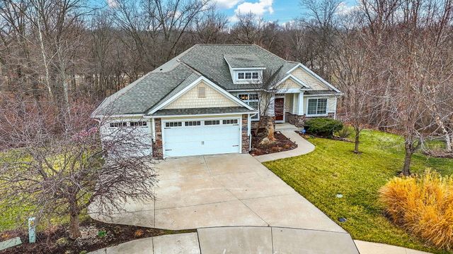 5008 BROOKTHORN CT, Columbia, MO 65203