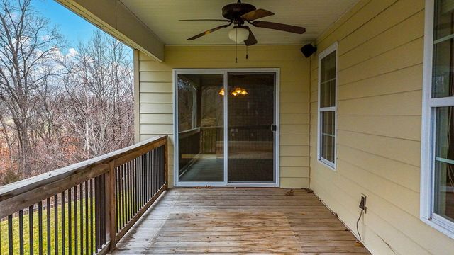 5008 BROOKTHORN CT, Columbia, MO 65203