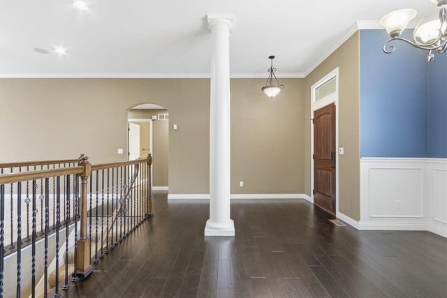 5008 BROOKTHORN CT, Columbia, MO 65203