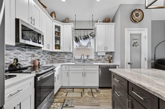 571 AUGUSTINE COURT, Oviedo, FL 32765