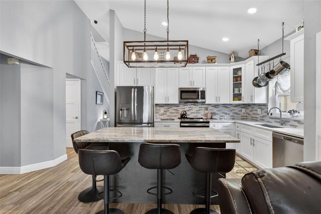 571 AUGUSTINE COURT, Oviedo, FL 32765