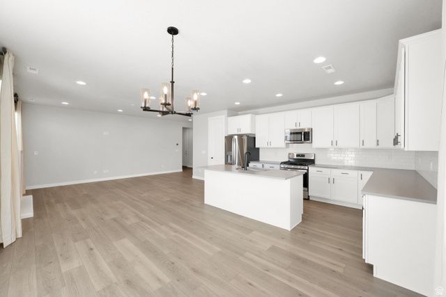 1823 S 2475 W, West Haven, UT 84401