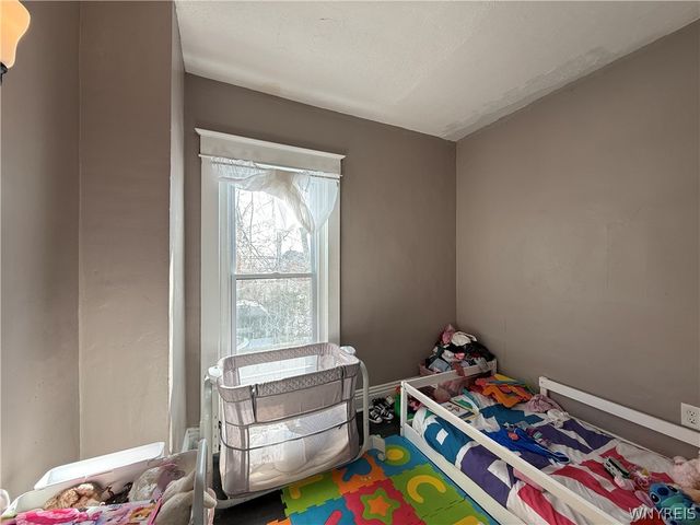 121 Riverside Avenue, Buffalo, NY 14207