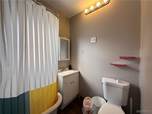 121 Riverside Avenue, Buffalo, NY 14207