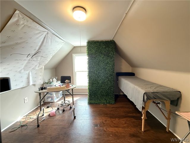 121 Riverside Avenue, Buffalo, NY 14207