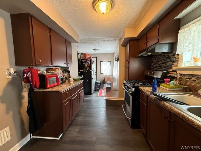 121 Riverside Avenue, Buffalo, NY 14207