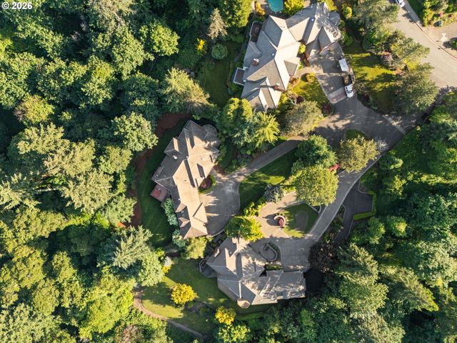 19700 WILDWOOD Dr, West Linn, OR 97068
