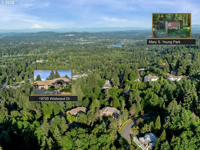 19700 WILDWOOD Dr, West Linn, OR 97068