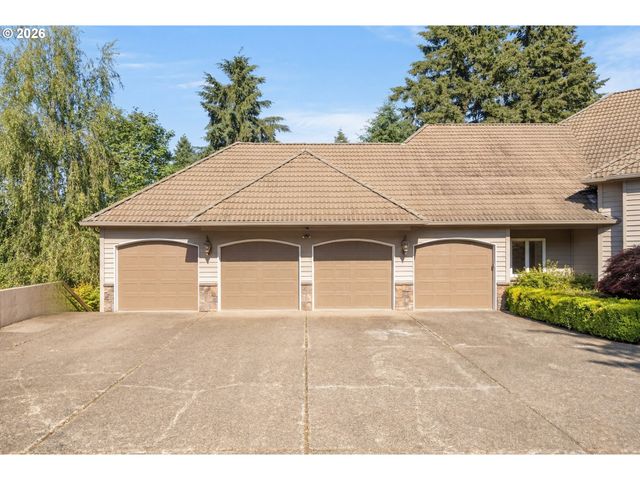 19700 WILDWOOD Dr, West Linn, OR 97068