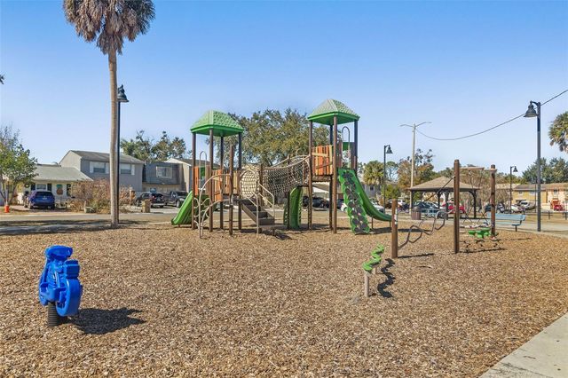 10021 N 53RD STREET, Tampa, FL 33617