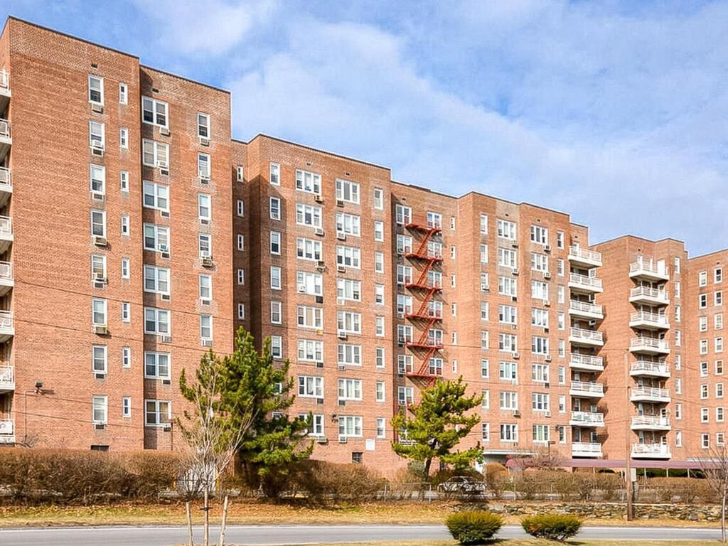245 Rumsey Road 6X, Yonkers, NY 10701
