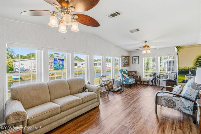 427 Horseshoe Bend Circle 151, Cocoa, FL 32926