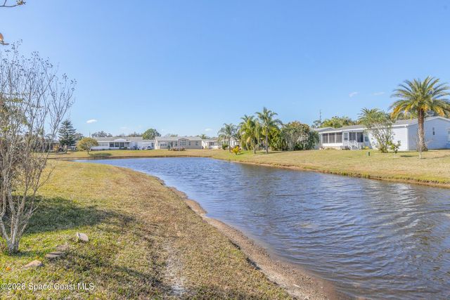 427 Horseshoe Bend Circle 151, Cocoa, FL 32926