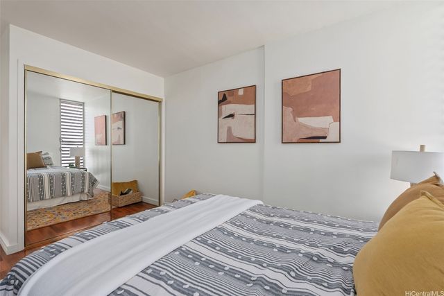 1069 Spencer Street 901, Honolulu, HI 96822