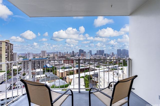 1069 Spencer Street 901, Honolulu, HI 96822