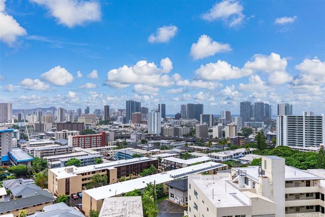 1069 Spencer Street 901, Honolulu, HI 96822