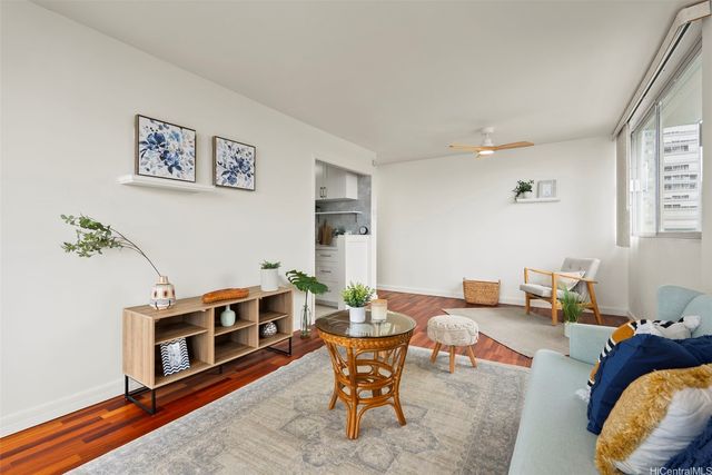 1069 Spencer Street 901, Honolulu, HI 96822