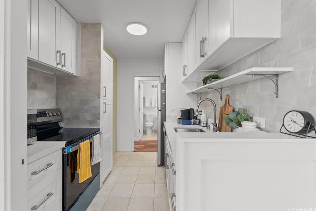 1069 Spencer Street 901, Honolulu, HI 96822
