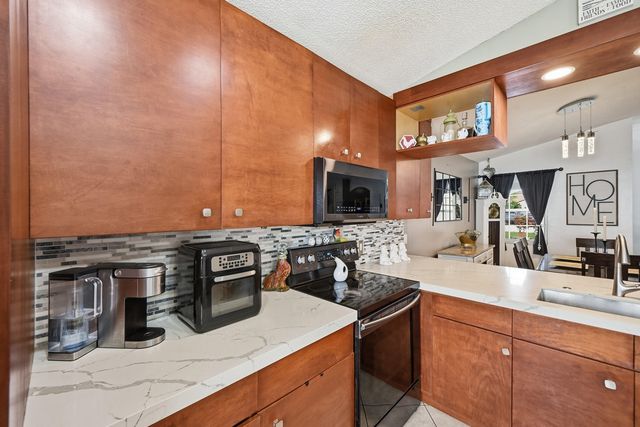 7069 Burgess Drive, Lake Worth, FL 33467