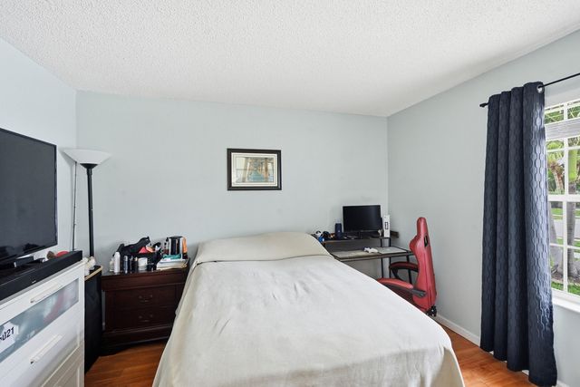 7069 Burgess Drive, Lake Worth, FL 33467