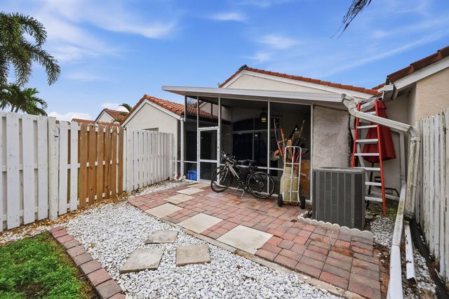 7069 Burgess Drive, Lake Worth, FL 33467