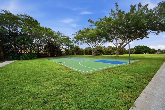 7069 Burgess Drive, Lake Worth, FL 33467