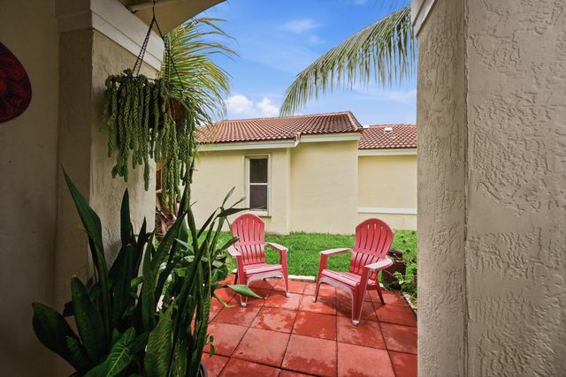 7069 Burgess Drive, Lake Worth, FL 33467