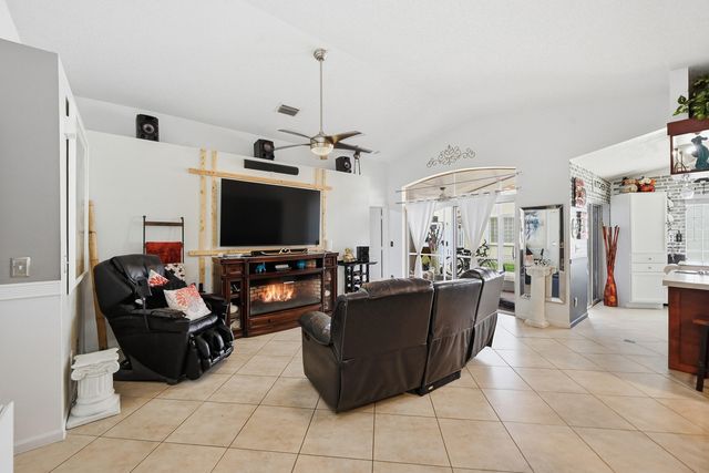 7069 Burgess Drive, Lake Worth, FL 33467