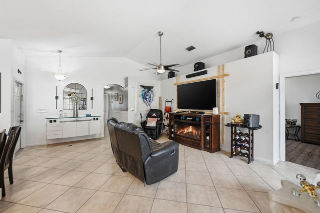 7069 Burgess Drive, Lake Worth, FL 33467