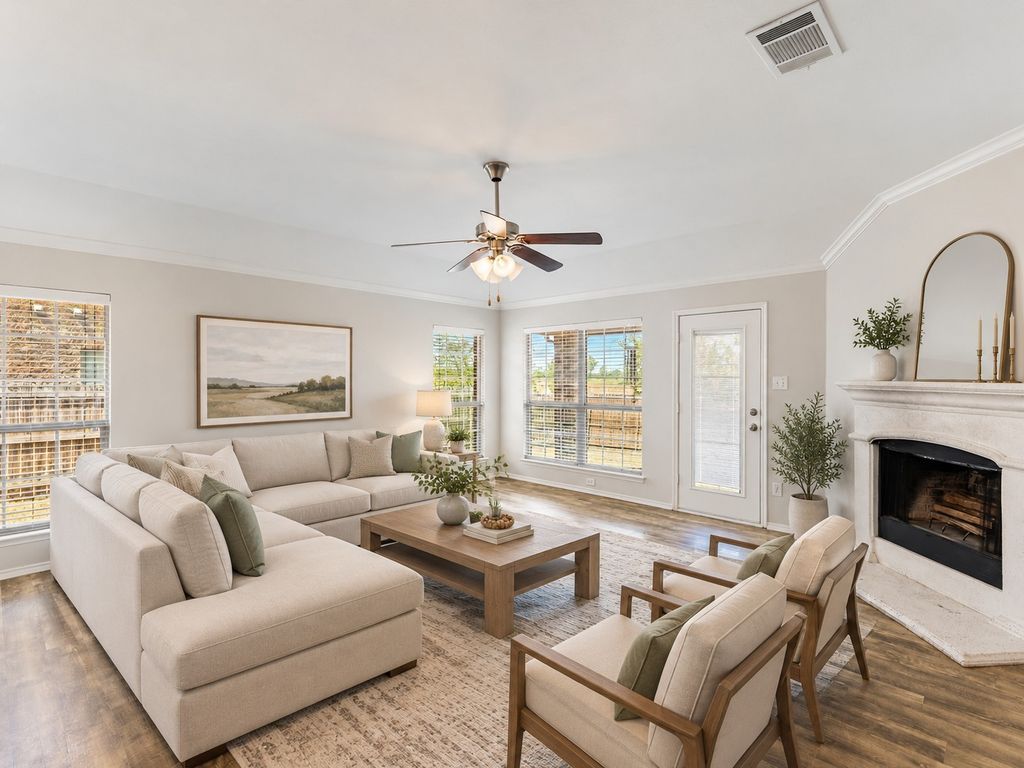 113 Holly Street, Waxahachie, TX 75165 — exterior