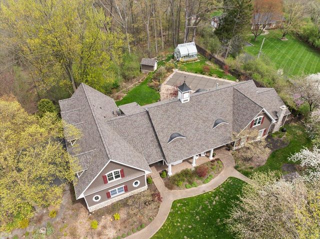 3155 Lake Drive SE, East Grand Rapids, MI 49506