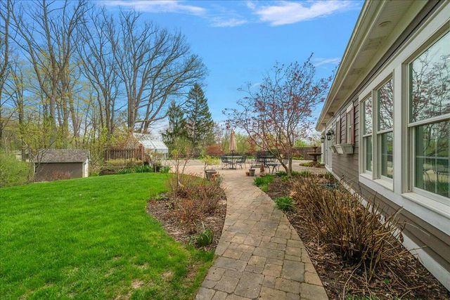 3155 Lake Drive SE, East Grand Rapids, MI 49506