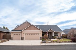 1752 NW Upas Avenue, Redmond, OR 97756
