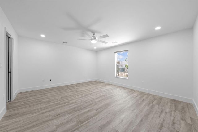 720 Mcintosh Street, West Palm Beach, FL 33405