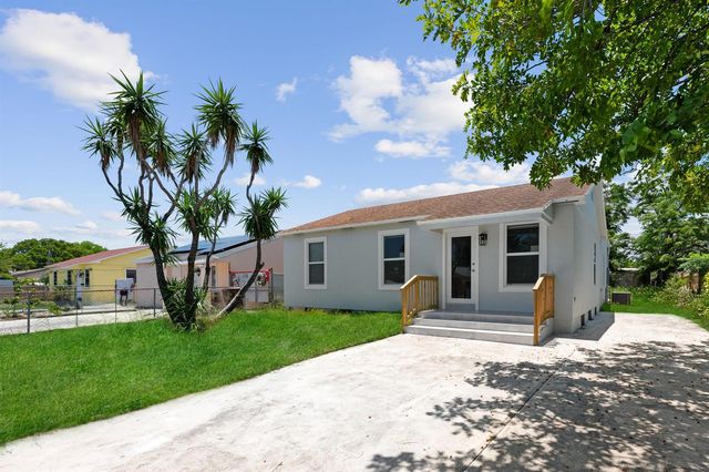 720 Mcintosh Street, West Palm Beach, FL 33405