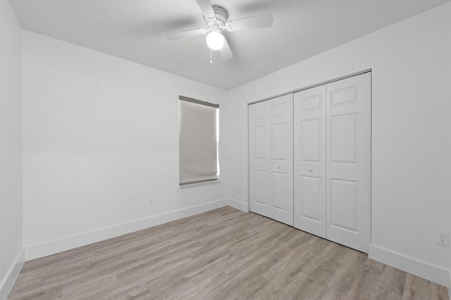 720 Mcintosh Street, West Palm Beach, FL 33405