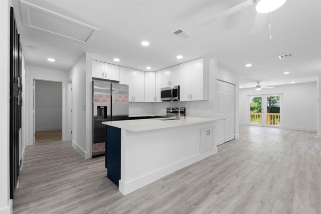 720 Mcintosh Street, West Palm Beach, FL 33405