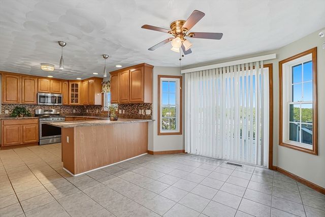 37 Mohave Rd, Worcester, MA 01606