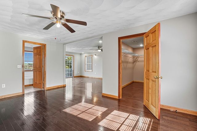 37 Mohave Rd, Worcester, MA 01606