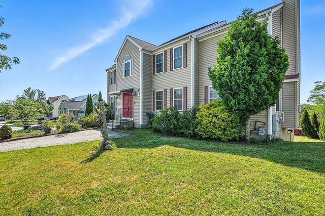 37 Mohave Rd, Worcester, MA 01606