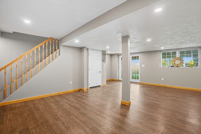 37 Mohave Rd, Worcester, MA 01606