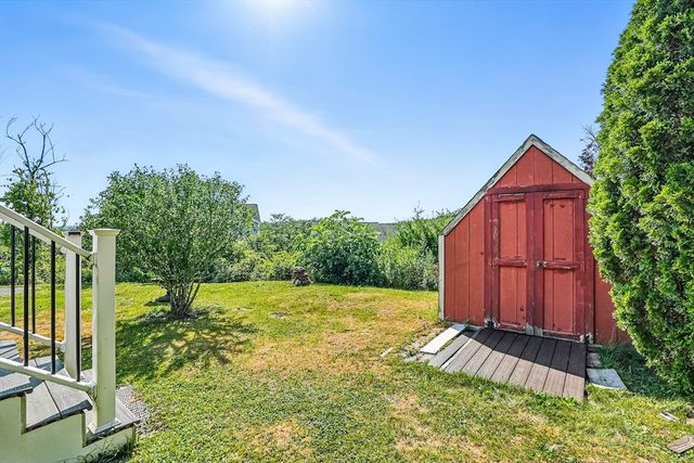 37 Mohave Rd, Worcester, MA 01606