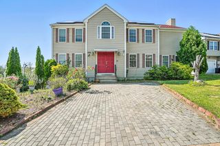 37 Mohave Rd, Worcester, MA 01606