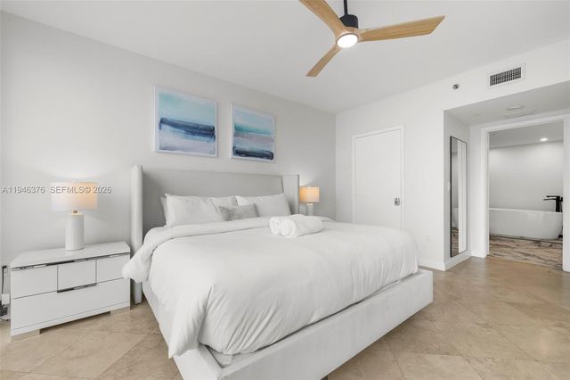 485 Brickell Ave 1804, Miami, FL 33131