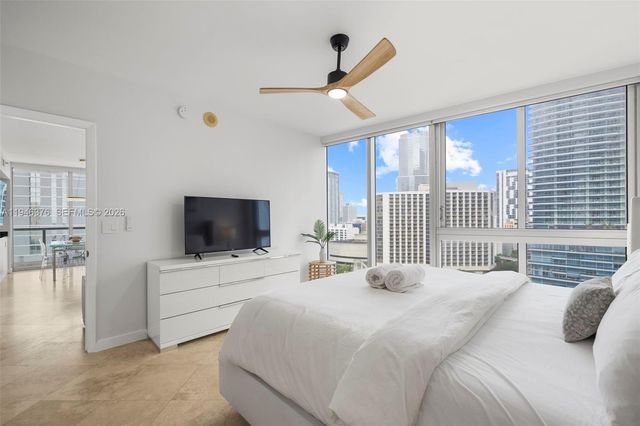 485 Brickell Ave 1804, Miami, FL 33131