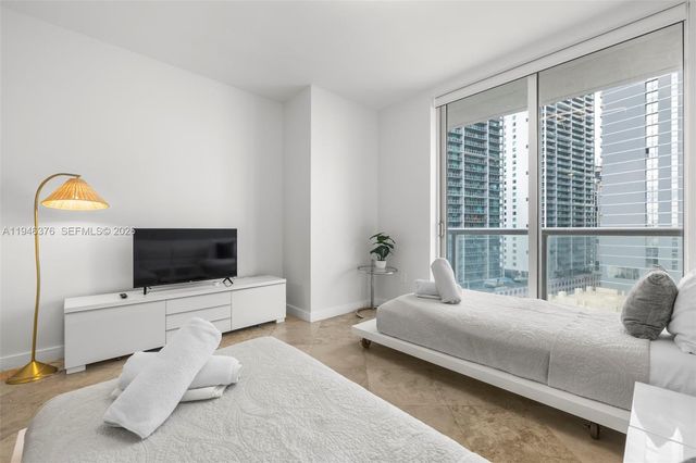 485 Brickell Ave 1804, Miami, FL 33131