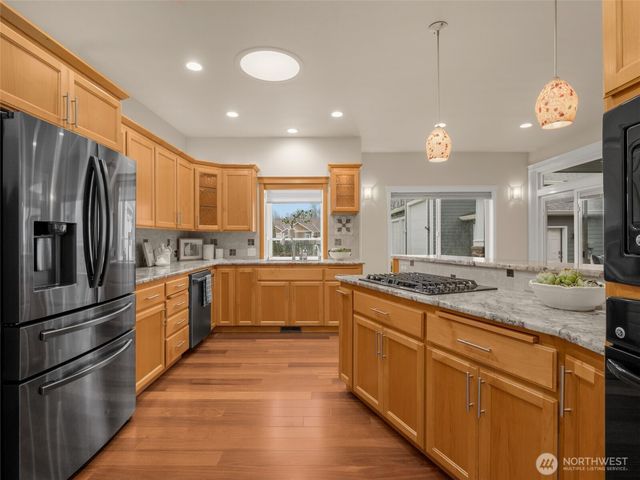 6501 119th Avenue E, Puyallup, WA 98372